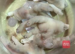盐焗鸡爪的做法图解4
