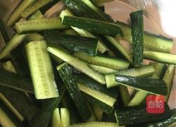 凉拌黄瓜的做法图解2