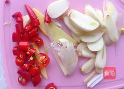 清蒸鲜嫩金鲳鱼的做法图解2