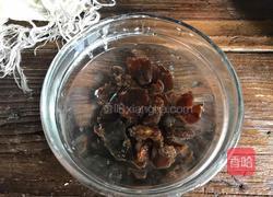 桂圆枸杞蒸蛋的做法图解1