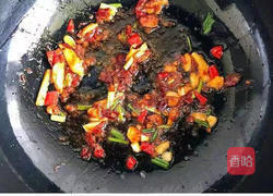 香辣猪蹄的做法图解4