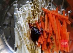 培根金针菇卷的做法图解4