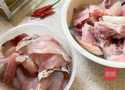 下饭神器“酸菜鱼”的做法图解1