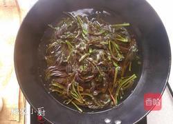 香椿芽拌豆腐的做法图解2