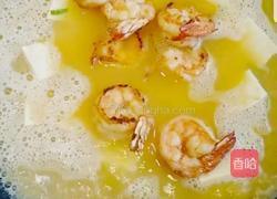 金汤虾球烩豆腐的做法图解5