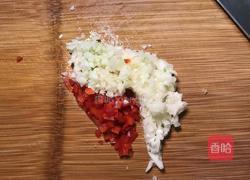 蒜蓉粉丝蒸带子的做法图解3