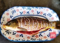 蒸野生鲤鱼的做法图解2