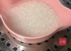 腊肠肉饼蒸饭的做法图解2