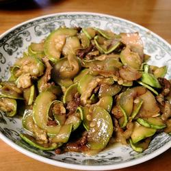 西葫芦炒肉的做法[图]