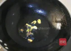 Illustration of how to make fried zucchini with meat 4