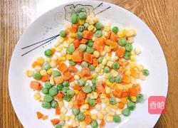 黑米红枣菠萝蒸饭的做法图解1