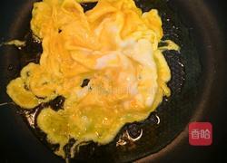 大蒜炒鸡蛋的做法图解3
