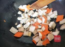 黑平菇炒鱼圆的做法图解3