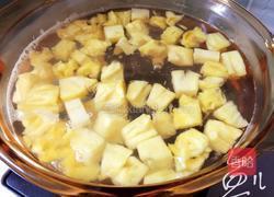糖水菠萝的做法图解5