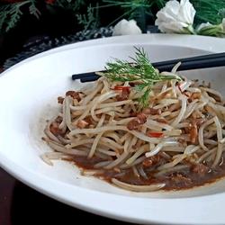 招牌芥末肉丝银芽的做法[图]