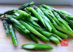 里脊肉炒芦笋的做法图解5