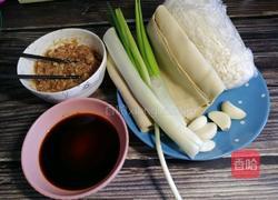 金针菇豆腐卷的做法图解1