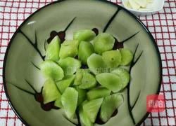 十分钟之速食 青笋炒香肠的做法图解1