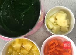 菠菜果蔬松饼的做法图解1