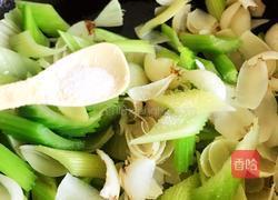 清心西芹百合的做法图解4