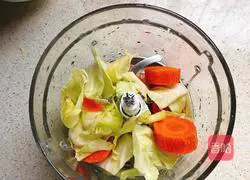 Illustration of how to make vegetable and meat floss rice balls 3