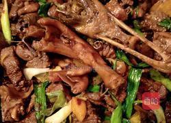 三杯鸭炒蒜苗的做法图解4