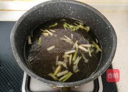 韭香花蛤海鲜汤的做法图解7