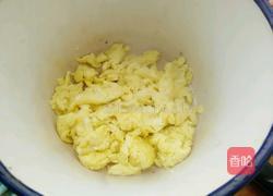 鲜虾滑蛋炒豌豆的做法图解8