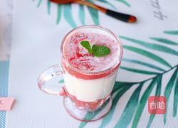 牛奶草莓杯的做法图解5