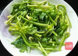 芹菜炒扇贝的做法图解1