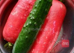 虾球萝卜的做法图解1