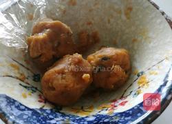 蛋黄肉松艾草青团的做法图解4