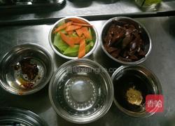 家常羊血烧莴笋的做法图解4