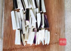 茄子炒肉的做法图解2