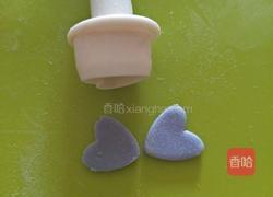 翩翩起舞的花蝴蝶馒头的做法图解7