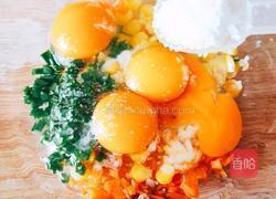 五彩鸡蛋卷的做法图解3