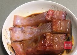 红枣香菇蒸鲩鱼腩的做法图解3