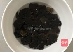火腿木耳炒莴笋的做法图解1