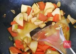 杏鲍菇炒胡萝卜的做法图解8