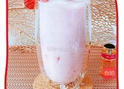 草莓黄桃酸奶奶昔(粉红佳人)的做法图解9