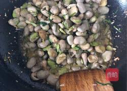 小葱炒胡豆（蚕豆）的做法图解3