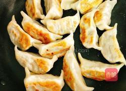 荠菜(野菜)饺子的做法图解9