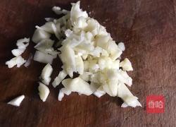 双椒炒野芹菜梗的做法图解8