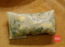 韭菜春卷的做法图解12