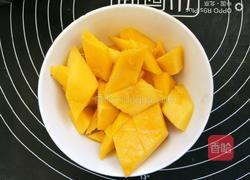 芒果奶油蛋糕卷的做法图解11