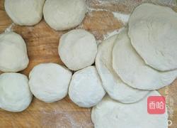 牛肉胡萝卜包子的做法图解3