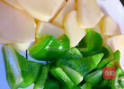 秘制炒鸡腿的做法图解2