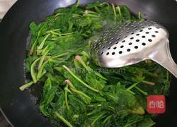 麻酱菠菜塔的做法图解2