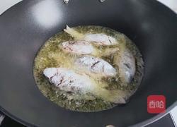 干炸小鲫鱼的做法图解8