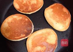 火龙果舒芙蕾松饼-甜品收割机的做法图解16